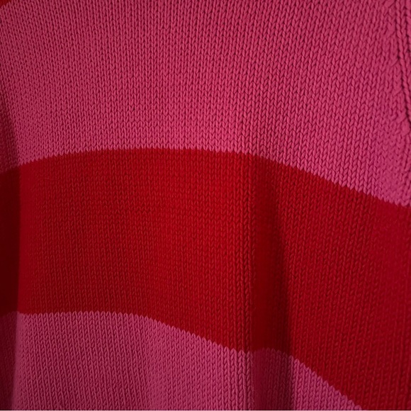Cozy Isaac Mizrahi Red and Pink Knit Turtleneck Sweater Size M 20th Anniversary - Picture 2 of 4